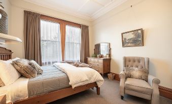 The Fern & Thistle Luxury Accommodation