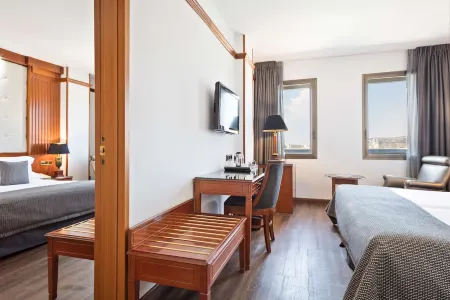 Best Western Premier Cmc Girona