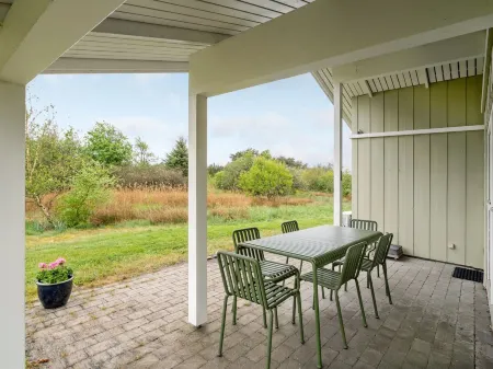 "Aameek" - 3km from the Sea Отели в г. Frostrup