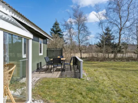 "Cordelia" - 400m from the Sea