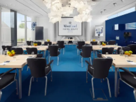 โรงแรมเวสต์คอร์ด เดลฟต์ โรงแรมในเดลฟท์