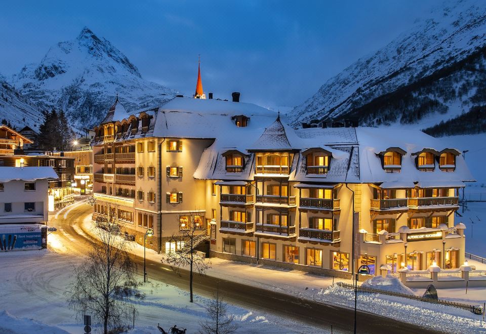 hotel overview picture
