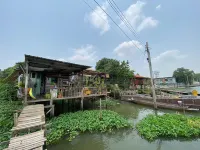 Baan GoLite Ko Kret Hotels in Bang Bua Thong District