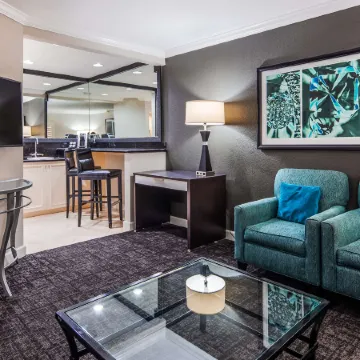 Best Western Plus Casino Royale – Center Strip