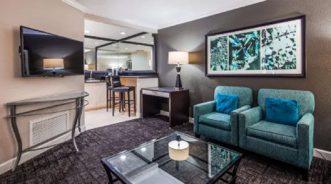 Best Western Plus Casino Royale – Center Strip