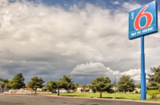 Motel 6 Everett, WA - North Hotels in Everett