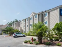 Microtel Inn & Suites by Wyndham Jacksonville Airport Hotels near Riverview Park