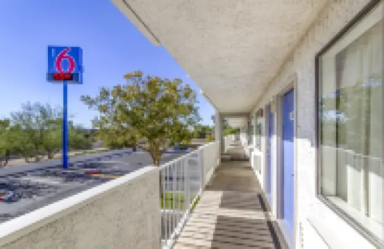 Motel 6 Phoenix, AZ - West