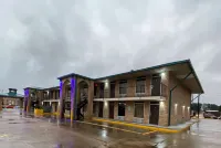 Days Inn by Wyndham Forest - Wifi