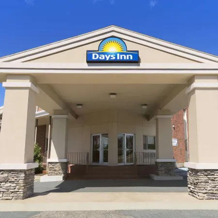 Days Inn by Wyndham Bridgewater Conference Center