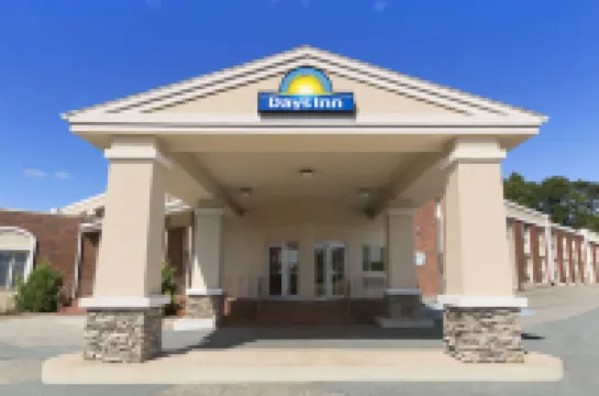Days Inn by Wyndham Bridgewater Conference Center Hoteles en 