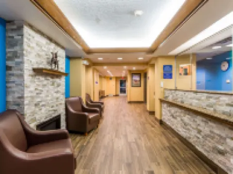 デイズ イン バイ ウィンダム バーナル ユインタのホテル