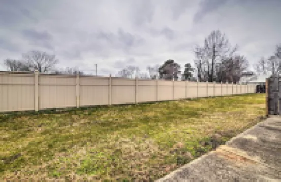 Quaint Family Home Near Downtown Murray and MSU