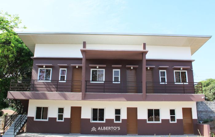 Alberto's Lodging House