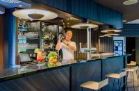 elaya Hotel frankfurt oberursel, Trademark Collection by Wyndham - parking