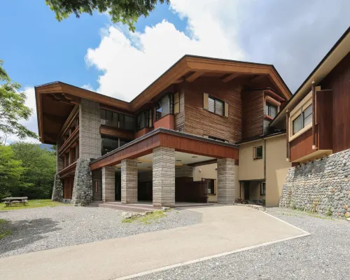 Kamikochi Alpen Hotel โรงแรมใกล้สะพานทาชิโระ