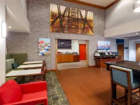 Hampton Inn & Suites St. Louis at Forest Park Hotel berhampiran Teater The Muny