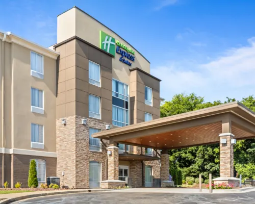 Holiday Inn Express & Suites STARKVILLE by IHG Hotels in Oktibbeha County