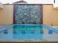 El Malik Hotel Sumenep Hotels in Sumenep