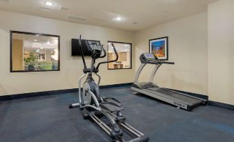 Comfort Inn & Suites Near JFK Air Train