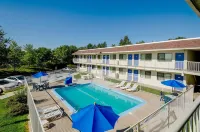 Motel 6 Thornton, CO - Uima-altaat