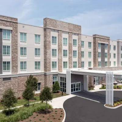 Hilton Garden Inn Pensacola Downtown Hoteles cerca de Parque de Miraflores