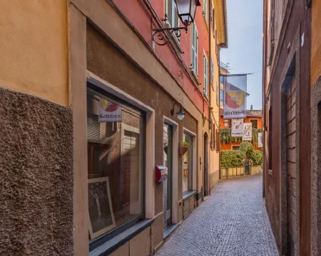 Baby Hotels in Bellano