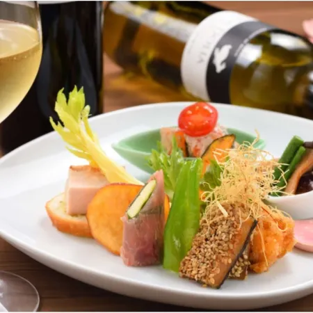 Sakunami Onsen Yuzukushi Salon Ichinobo