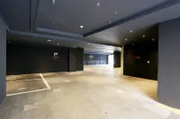 Hotel Cullinan Uiwang - Motels