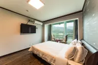 Cheongpyeong Paradise Hotels in Gapyeong-gun