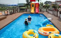 Taean (Anmyeondo) Taeyangeun Gadeuki Pets Friendly Pension