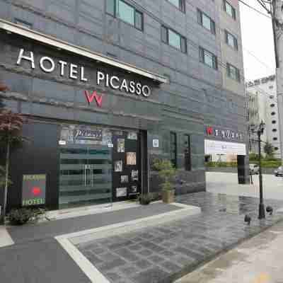 호텔피카소 Hotel Exterior