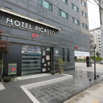 Picasso Hotel