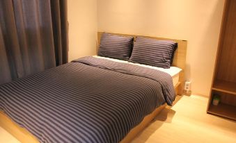 Wood House Hotel - Housity