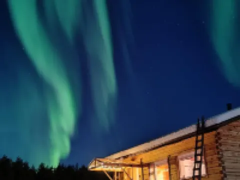 レイク イナリ モバイル キャビンズ イナリのホテル