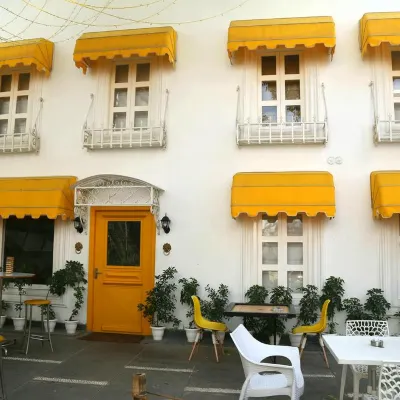 Stay Banaras - A Boutique Hotel Bharat Mata Mandir周辺のホテル
