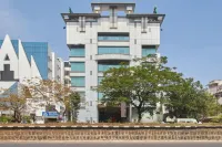 Hotel Green Palace