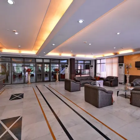 Hotel Chandigarh Beckons Отели рядом с достопримечательностью «Террасный сад»