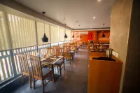 Abhyagama Hotel - breakfast