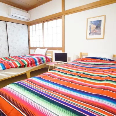Takamatsu Guest House Akane Hotel dekat Stasiun Kinamushi