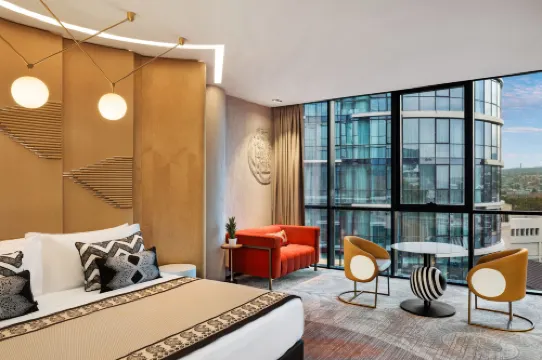 파라그래프 프리덤 스퀘어, 어 럭셔리 컬렉션 호텔, 트빌리시