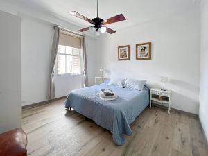 "centrally Located Apartment Near the Obelisco in Buenos Aires Num7826"
