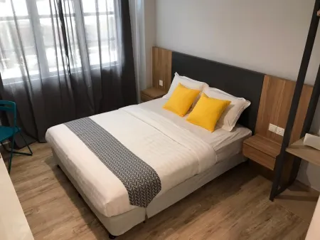 JS Motel Отели рядом с достопримечательностью «Duyong Island»