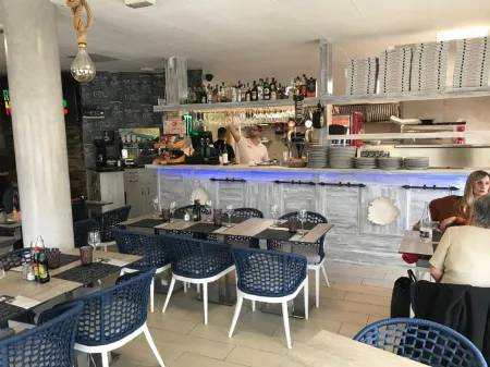 Apartamentos Giuliano Отели рядом с достопримечательностью «Windoor Real Fly»