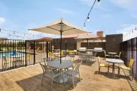 Home2 Suites by Hilton Houston Webster - Pools