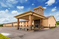 Quality Inn Newton at I-80 Hotels near Iowa Speedway