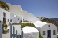Allure Breeze Suites