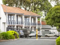 Nightcap at Ferntree Gully Hotel Motel Hotels near William Ricketts Sanctuary
