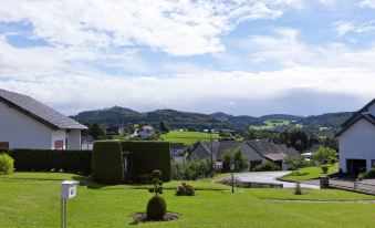 Modern Apartment in Bolsdorf with Sauna - Housity
