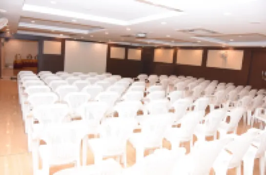 Hotel Varshan International